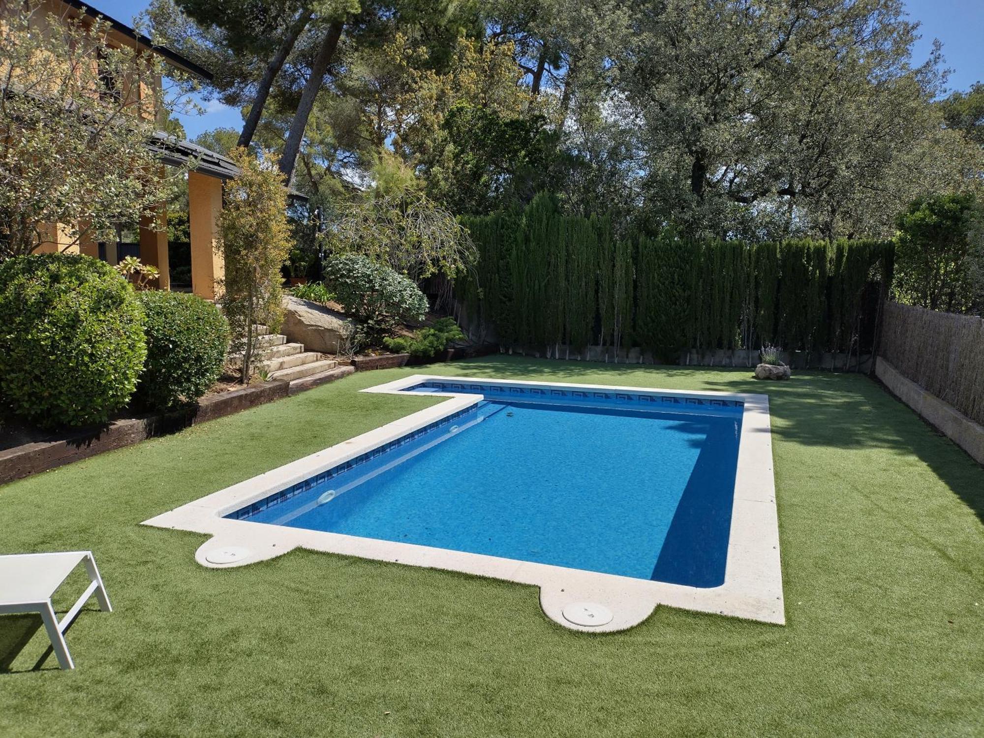 Casa Feliz Villa Sant Cebrià de Vallalta Exterior foto